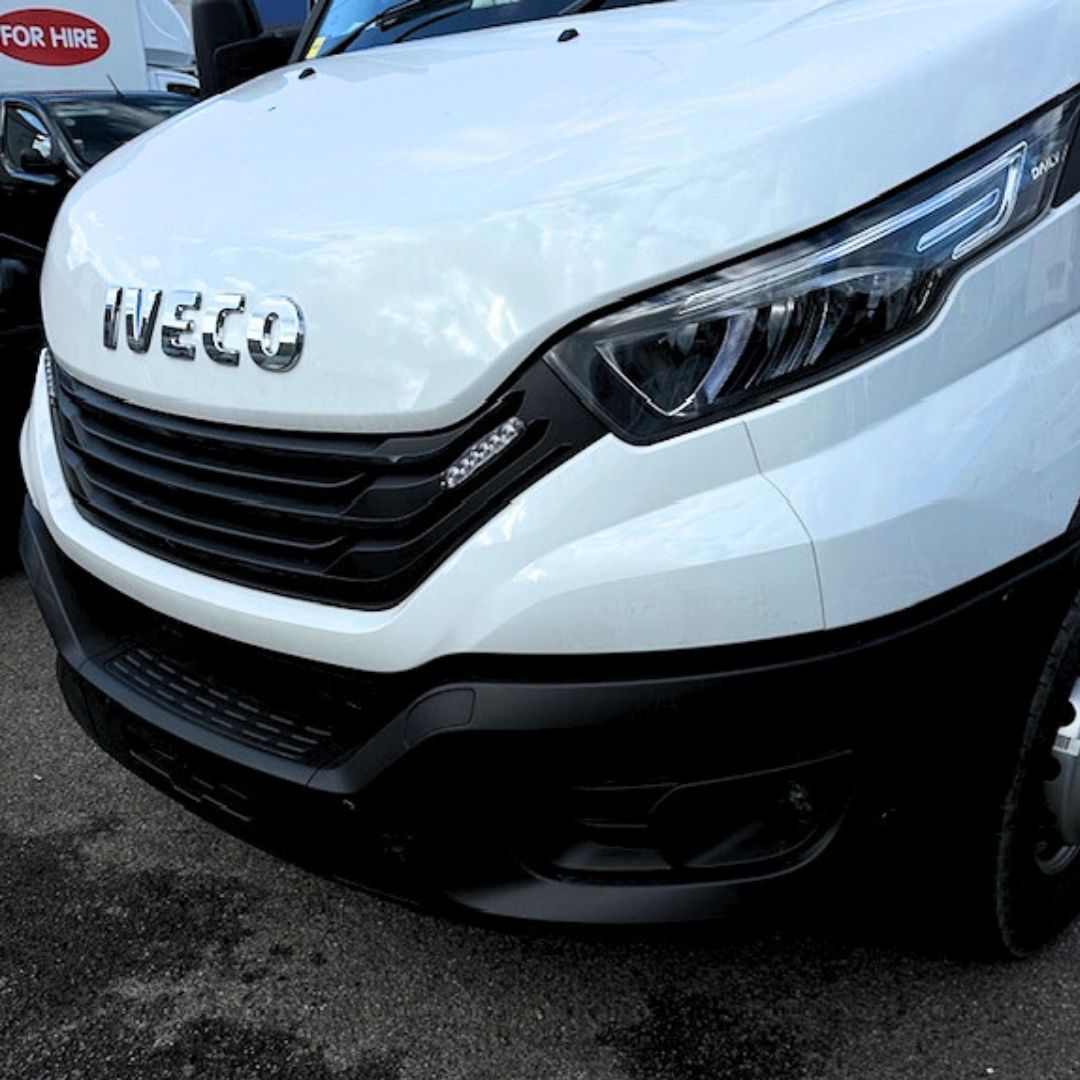 R10 Low-Profile LED Amber Warning Lamp - Image 6