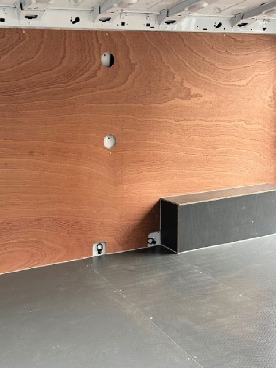 Ply Lining With Containerdeck Flooring