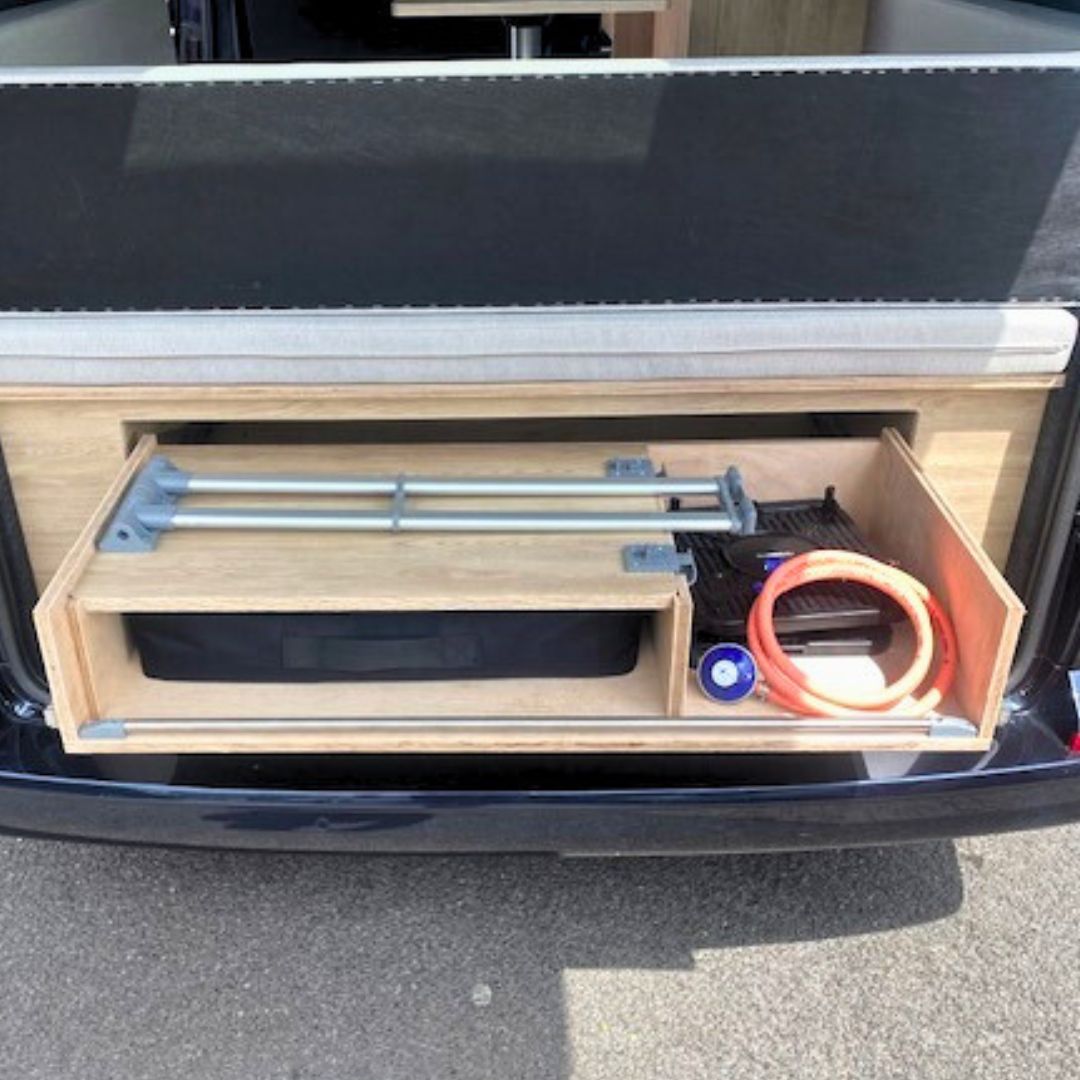 Day Van Conversions - Image 31