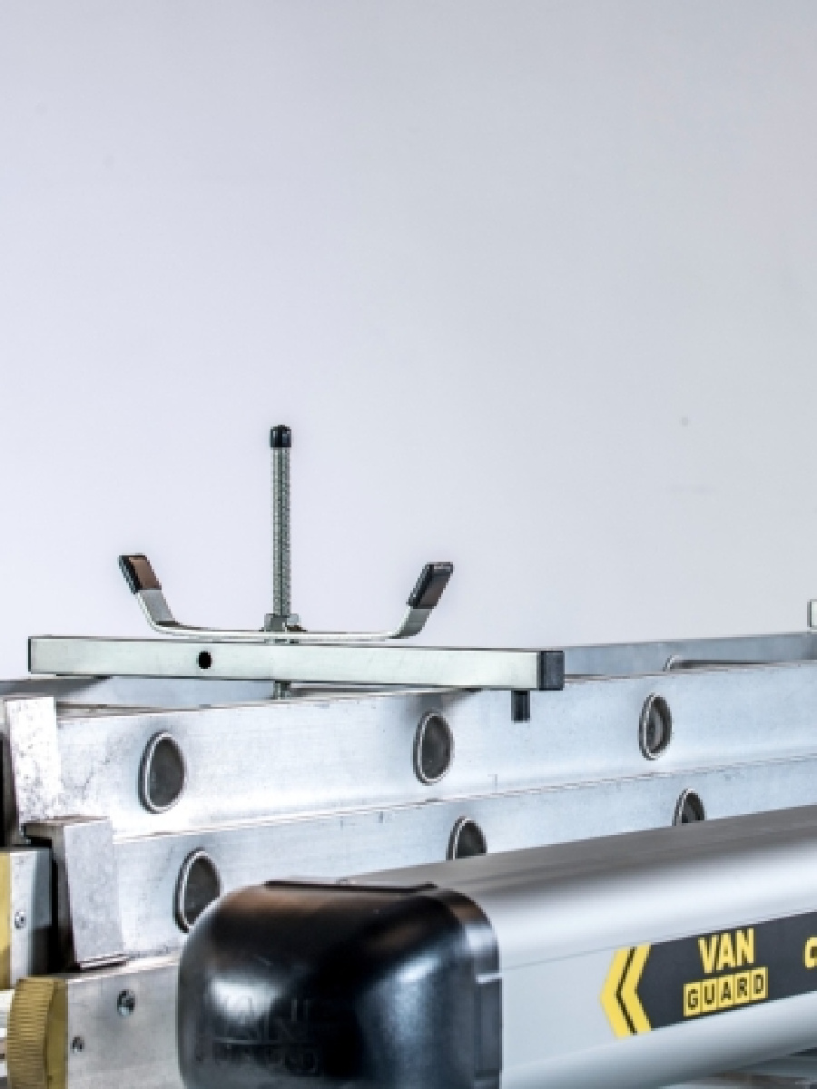 Van Guard Lockable Ladder Clamp